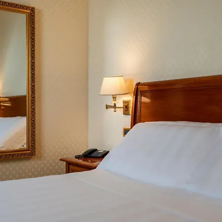 Hotel Oceania 2*