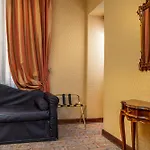 Oceania Hotel
