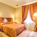 Oceania فندق