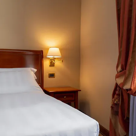 Hotel Oceania 2*