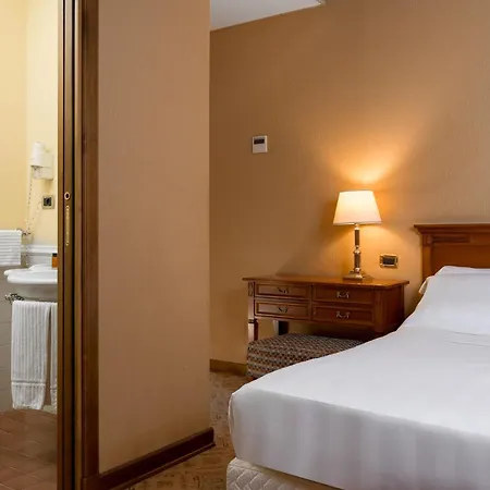 Oceania Hotel Rome