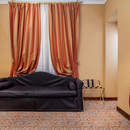 Hotel Oceania 2*